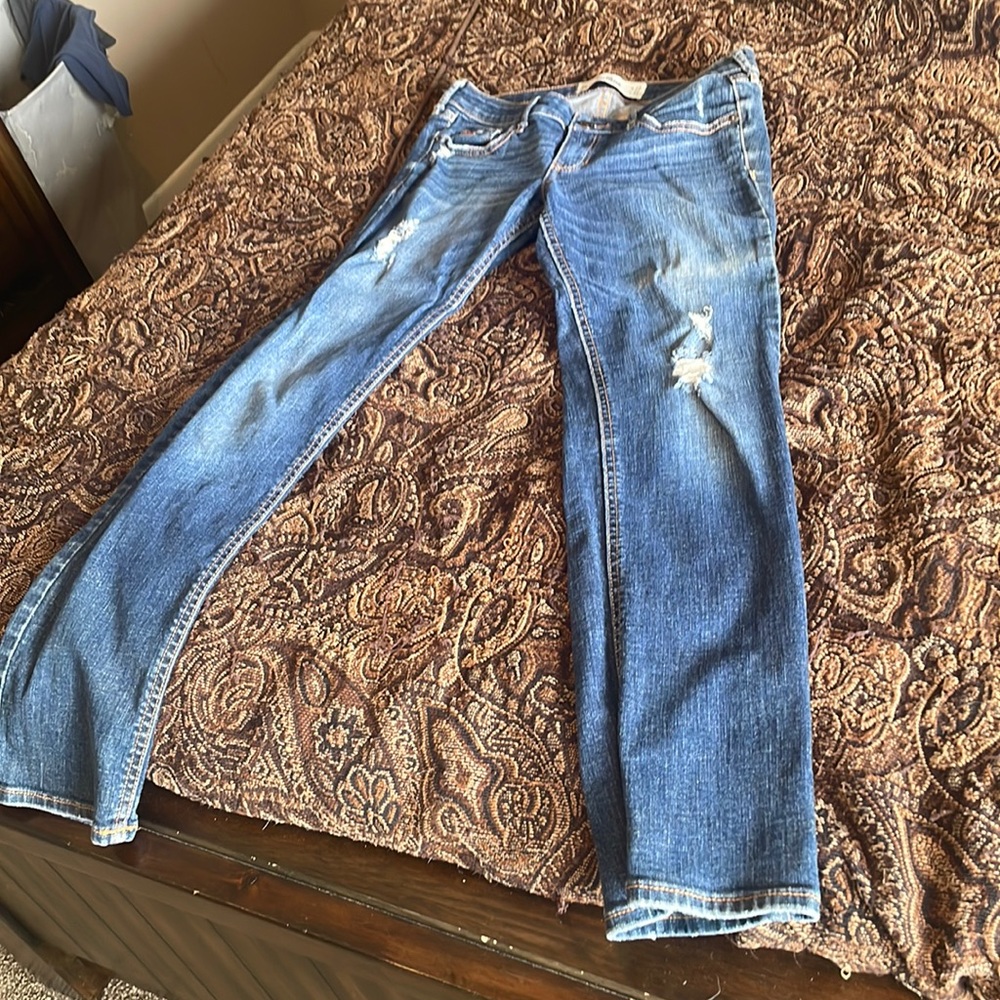 Hollister jeans